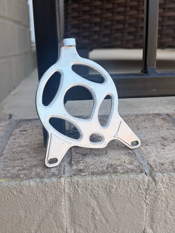 Prickly tuttio motor cover