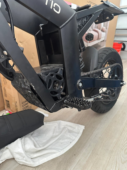 Prickly tuttio motor cover